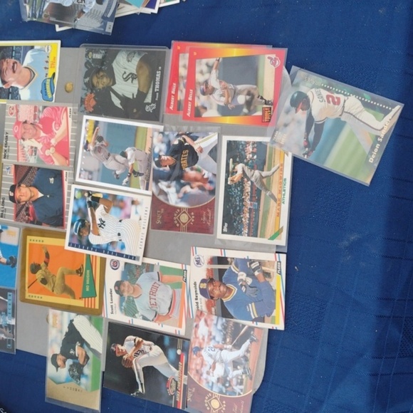 Assorted Baseball Trading Cards - Picture 2 of 3
